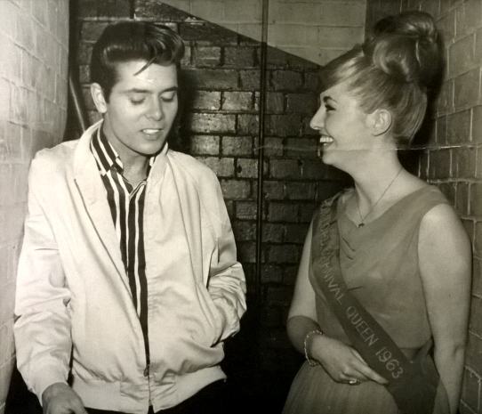 Linda with Cliff Richard 2 Linda with Cliff Richard 2